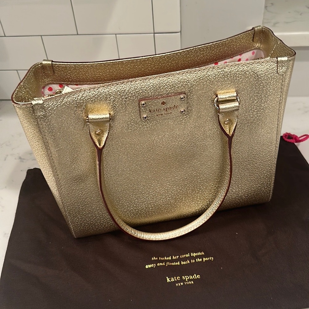 NWOT Kate Spade Morgan gold metallic tote 
12”x9”x4.5” handle drop 9”